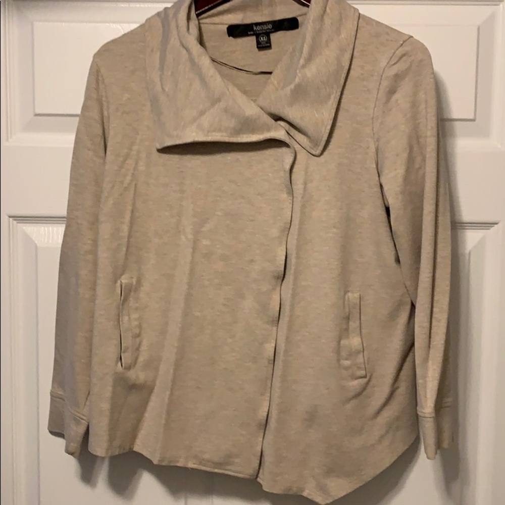 Wear multiple ways! - Picture 1 of 3